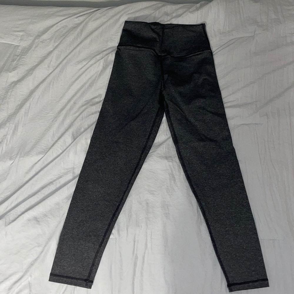 Size small Athletica leggings